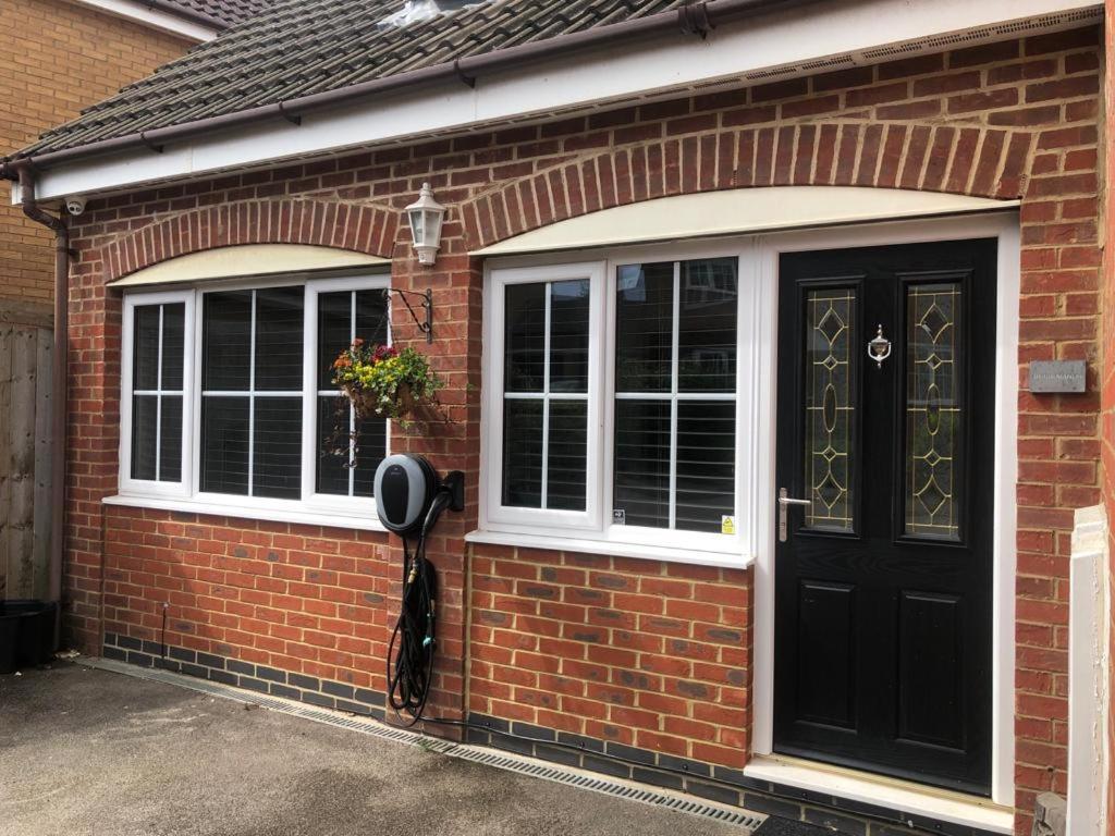 Dease Manor Appartement Higham Ferrers Buitenkant foto