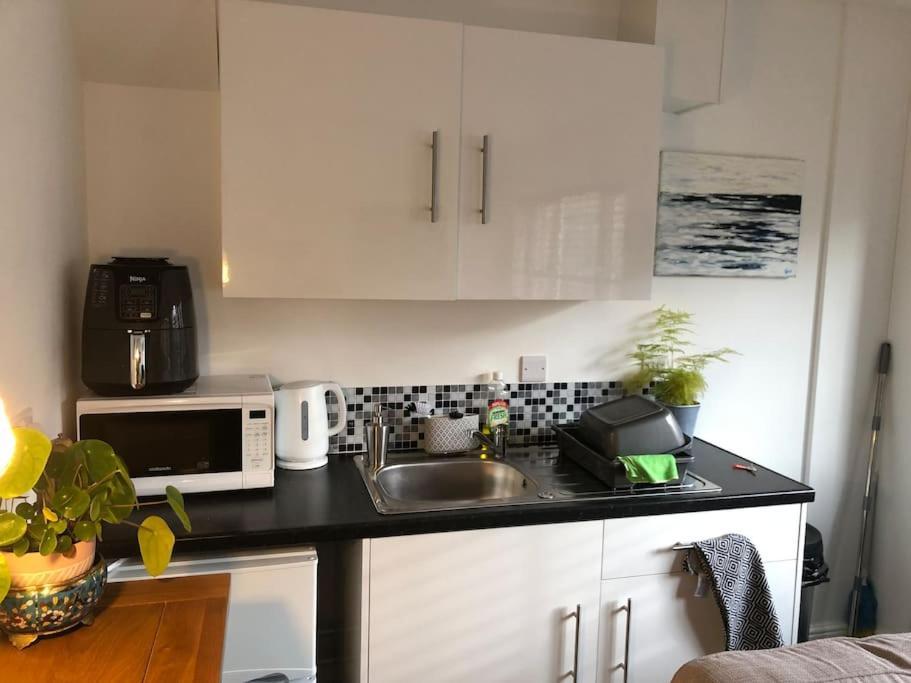 Dease Manor Appartement Higham Ferrers Buitenkant foto