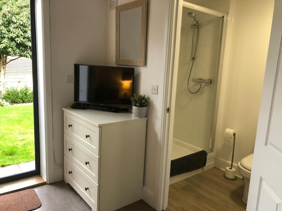 Dease Manor Appartement Higham Ferrers Buitenkant foto